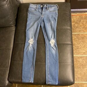 Hollister mid-rise Jean Legging size 26 L26